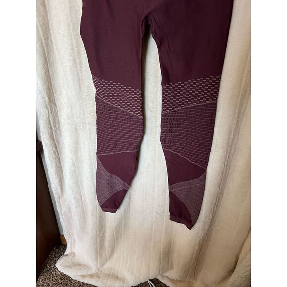 Spanx Look At Me Now Seamless Moto Leggings Woman’s Size XL - Picture 7 of 11